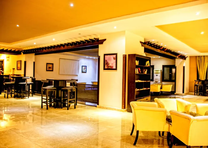 El Karma & Aqua Park - 4*