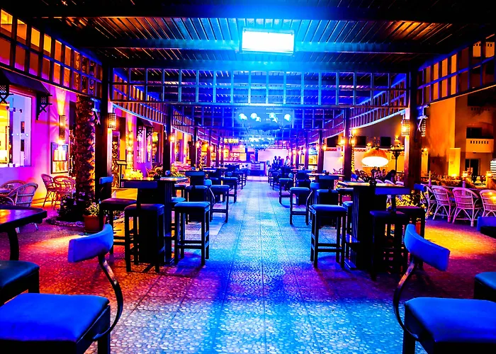 El Karma & Aqua Park - 4*