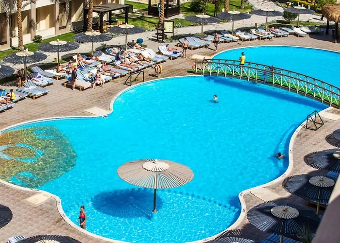 El Karma & Aqua Park - منتجع 4*